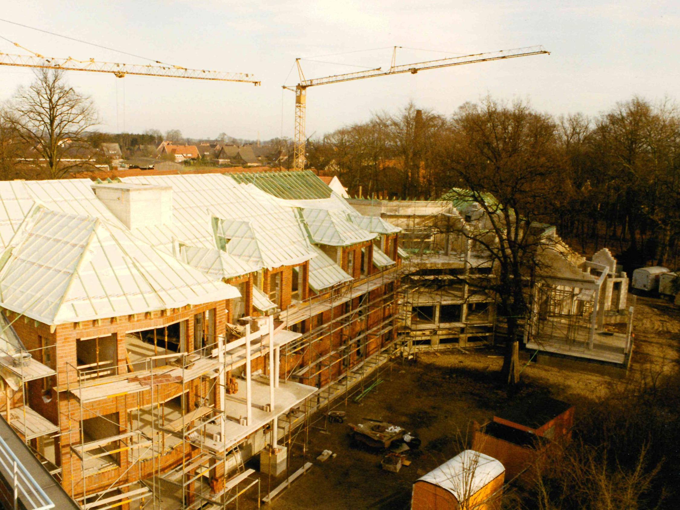 Eine Aufnahme aus der Bauphase, 1993.