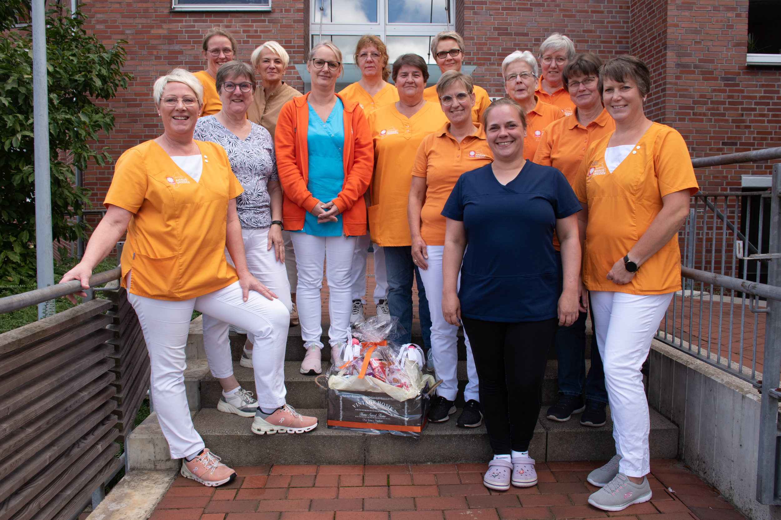 Das OPAL-Team des St.-Ludgerus-Hauses,  auch hier gab es für die Teilnahme am Projekt einen Präsentkorb.