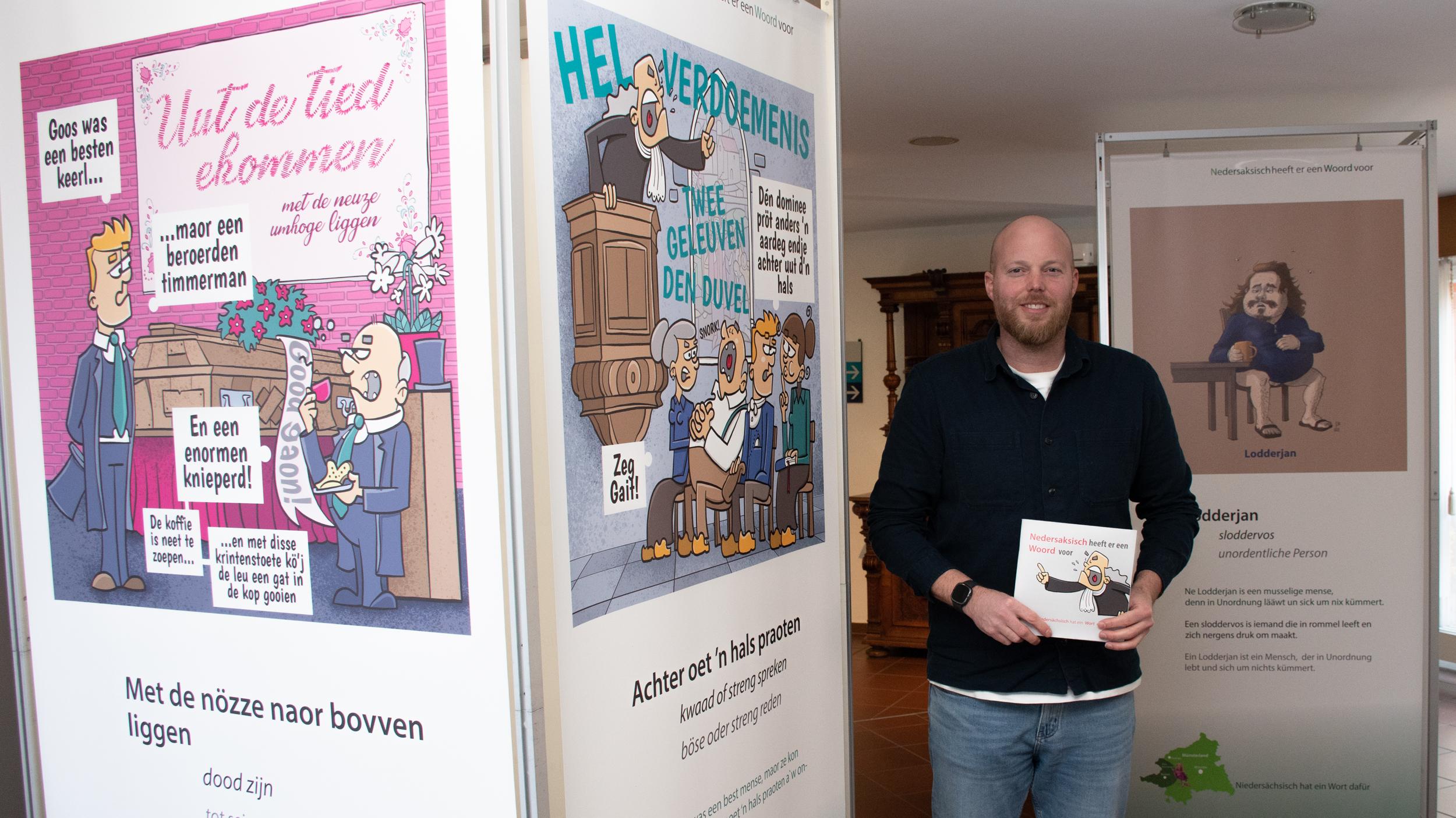 Sebastian Stödtke freut sich, dass die Wanderausstellung Station im Henricus-Stift in Südlohn macht.