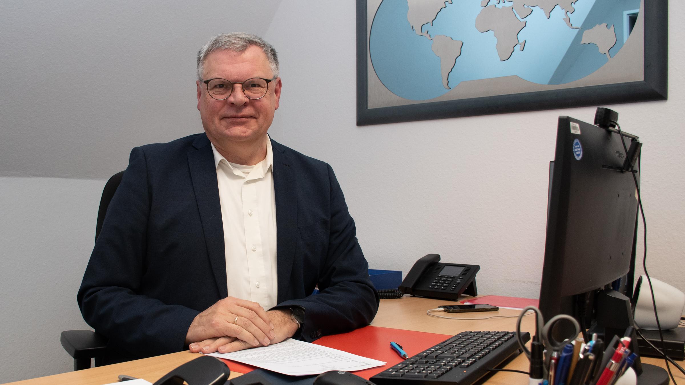 Andreas Dawo leitet die Schuldner- und Insolvenzberatung des Caritasverbandes Ahaus-Vreden.  Die Beratngsstelle verzeichnet eine massiv steigende Nachfrage.