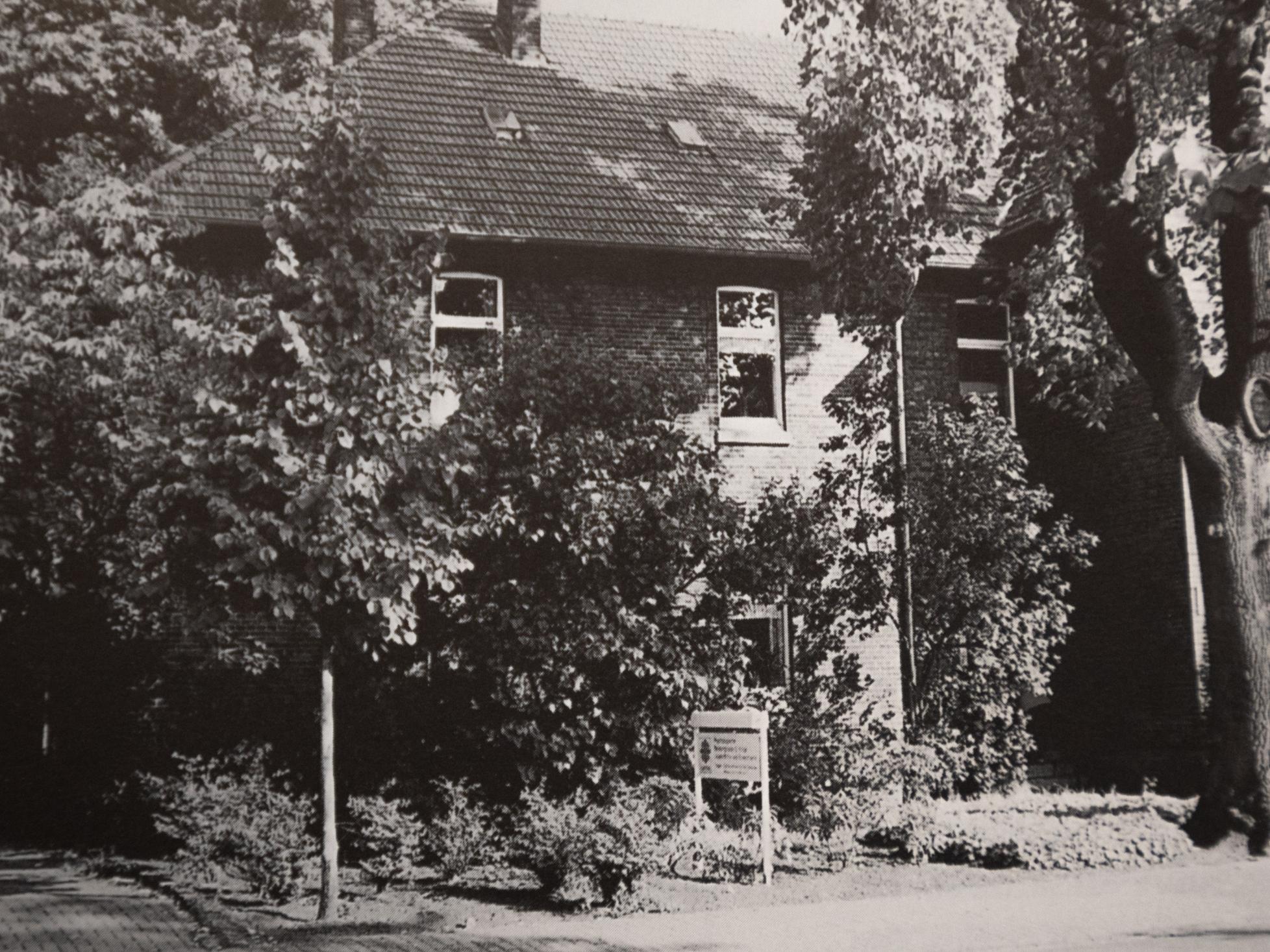 Erster Sitz der 1974 eröffneten Beratungsstelle war die 'Alte Schule' in Epe.