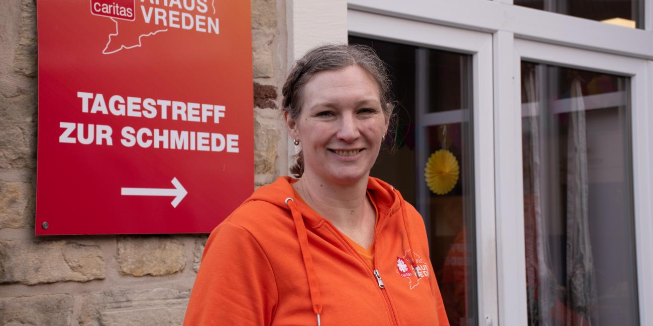 Katja Küper leitet den Caritas-Tagestreff „Zur Schmiede“ in Schöppingen.