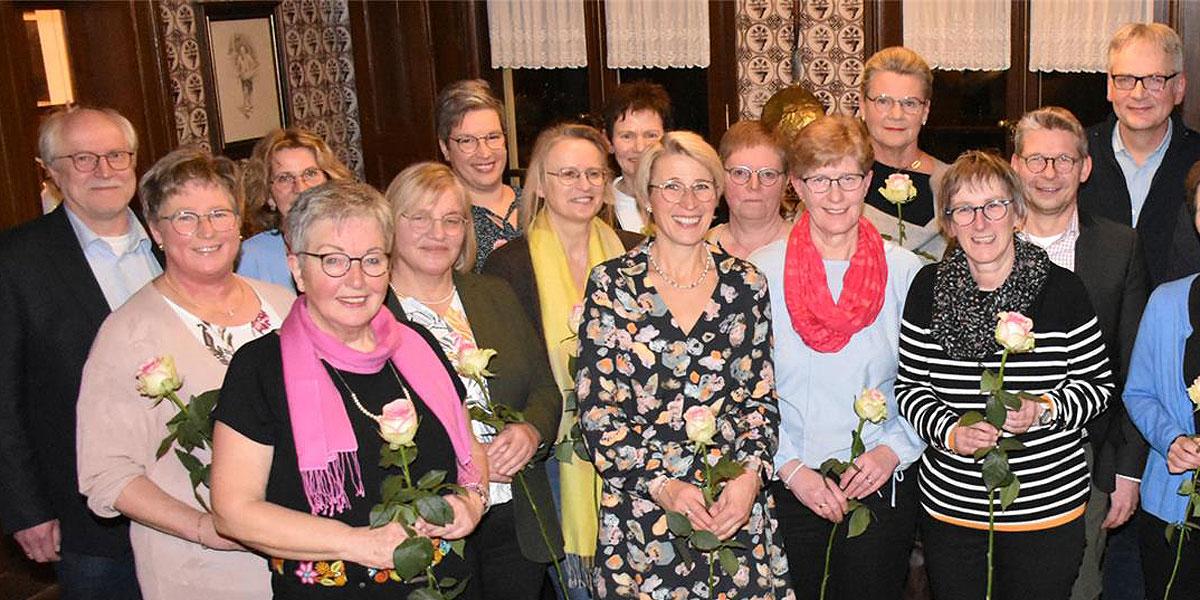 In einer Feierstunde ehrte der Vorstand des Caritasverbandes Ahaus-Vreden zahlreiche Jubilare.